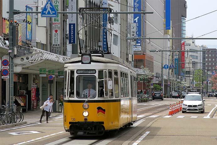 福井鉄道，ドイツ製イベント用車両「レトラム」を運転
