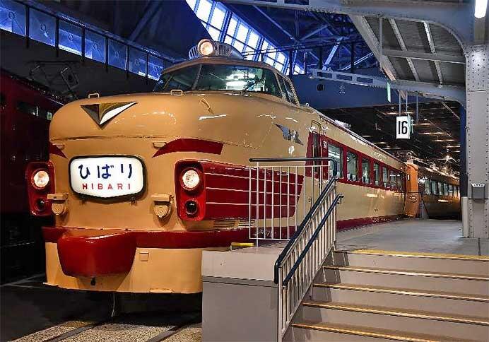 鉄道博物館でクハ481形（485系）の運転室を公開