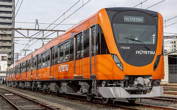伊予鉄道，12月3日から郊外線用7000系2本の運転を開始