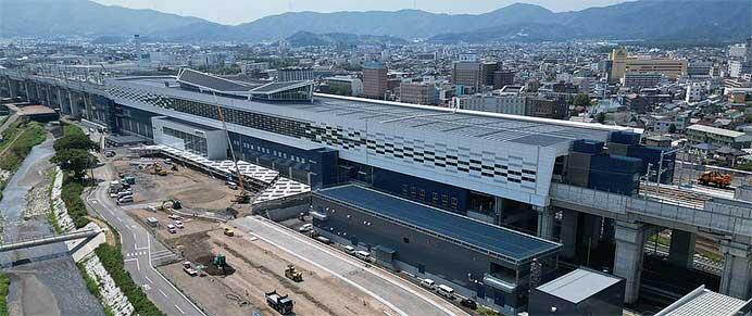北陸新幹線 敦賀駅駅舎の建築工事が完了