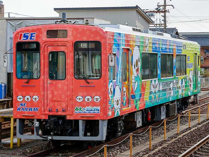 伊勢鉄道で「ミジュマルトレイン」ラッピング車両の運転開始