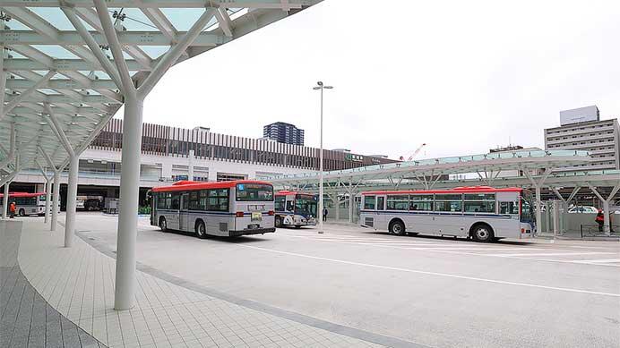 新潟駅高架下のバスターミナルが開業