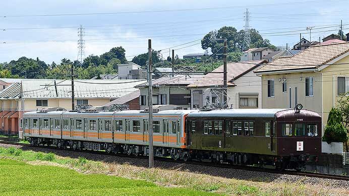 伊豆箱根鉄道5000系「オレンジトレイン」が大雄山へ