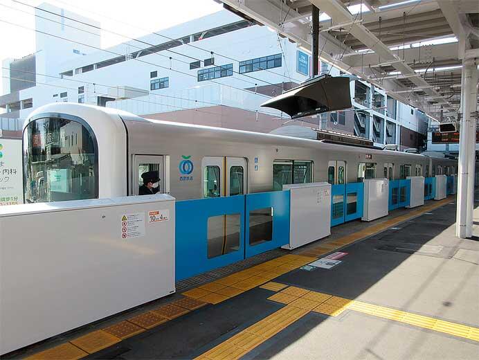 西武池袋線，練馬高野台駅・石神井公園駅にホームドアを整備へ