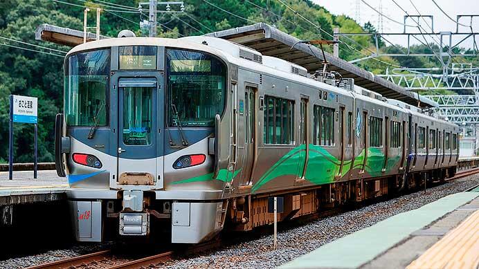 あいの風とやま鉄道521系1000番代AK18編成が吹田へ