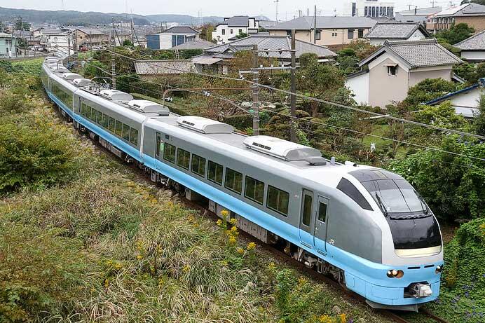 臨時特急“海浜公園コキア君津号”運転