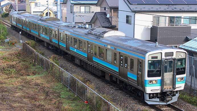 211系1000番代にもベンチレータ撤去車が登場