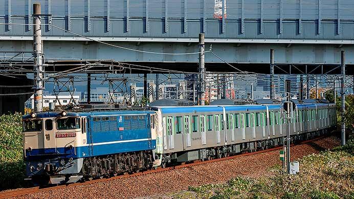 東武60000系61601編成が甲種輸送される