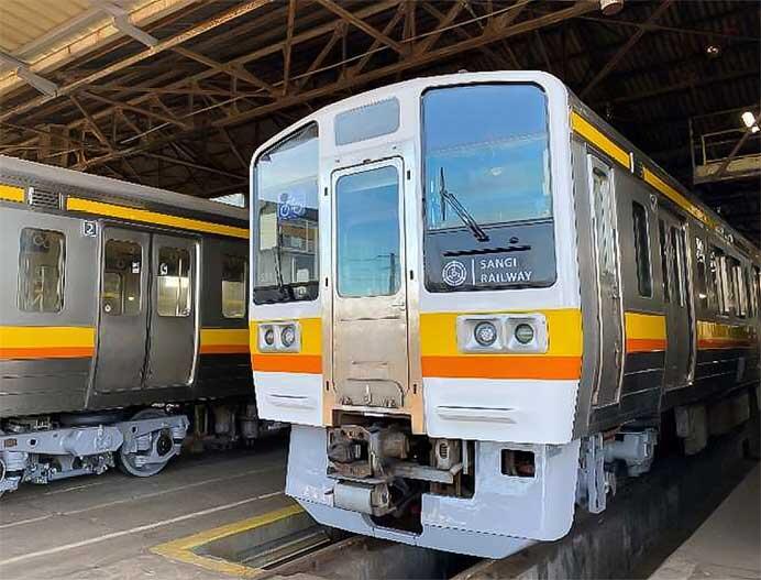 三岐鉄道三岐線に5000系を導入