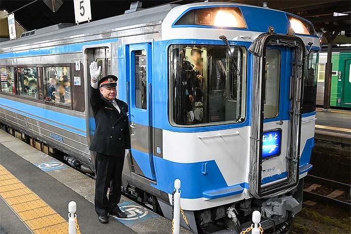 牟岐線で特急“むろと”の運行終了