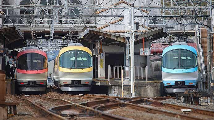 志摩磯部駅で3色の「伊勢志摩ライナー」が並ぶ