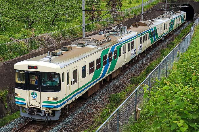 「阿武隈急行8100形を"音"で味わい尽くすツアー」が行なわれる.