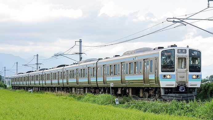 大糸線に211系6両編成が入線