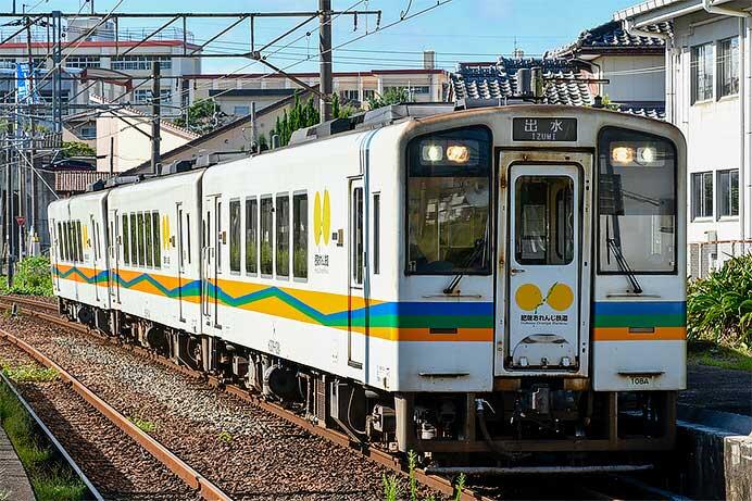 肥薩おれんじ鉄道で3両編成の定期列車が復活