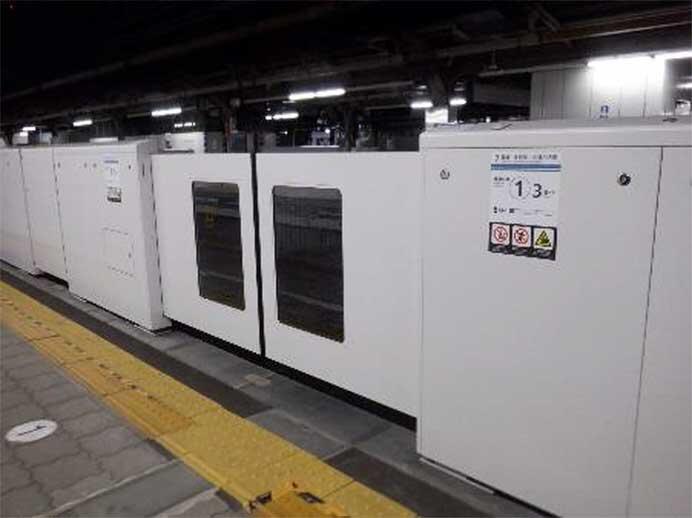JR東海，名古屋駅8番線のホーム可動柵を12月16日から使用開始