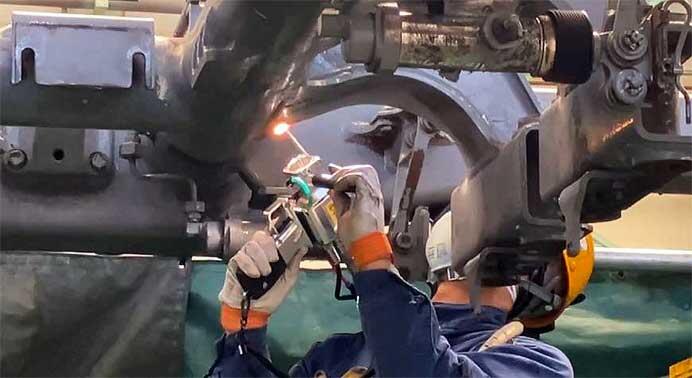 JR東海・古河電工，鉄道台車向けレーザブラスト技術「インフラレーザ®」の運用を開始