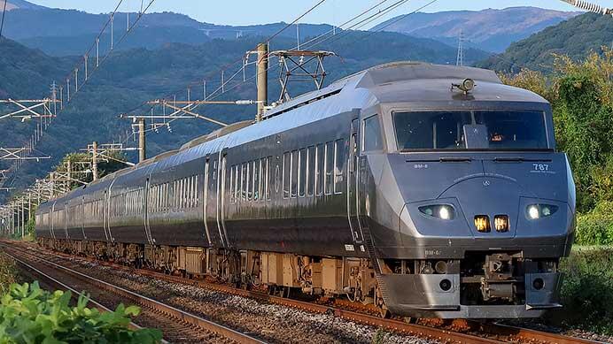 787系Bm8編成による修学旅行臨運転
