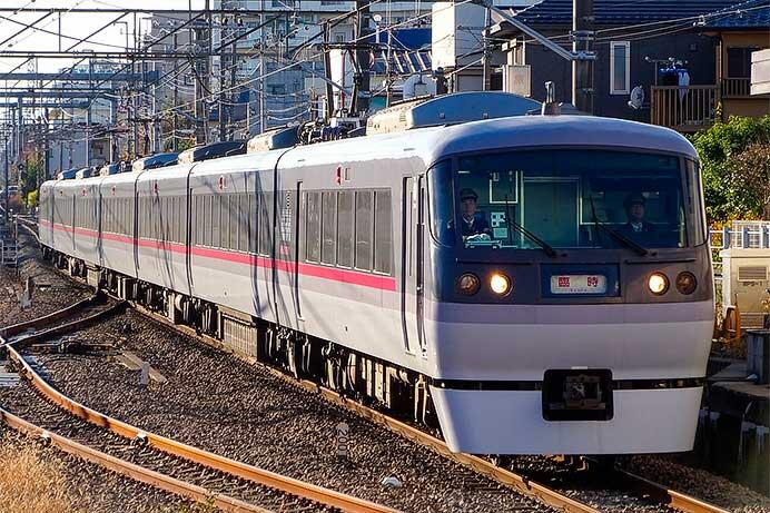 西武10000系による団臨運転