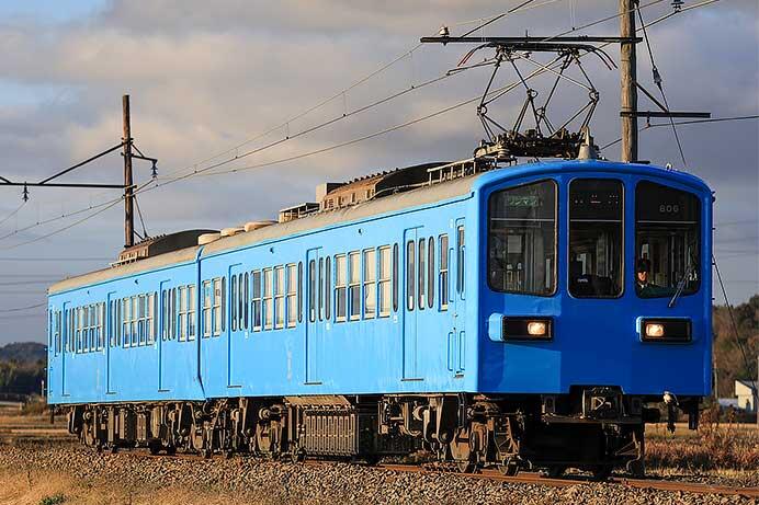 近江800形806編成がオリエントブルーに塗装変更される