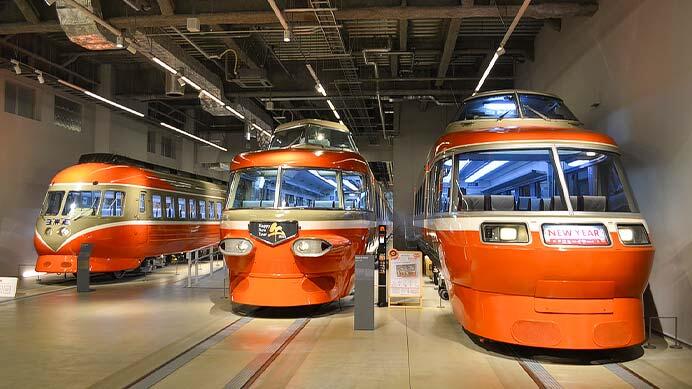 ロマンスカーミュージアム，ヘッドマークをお正月仕様に変更